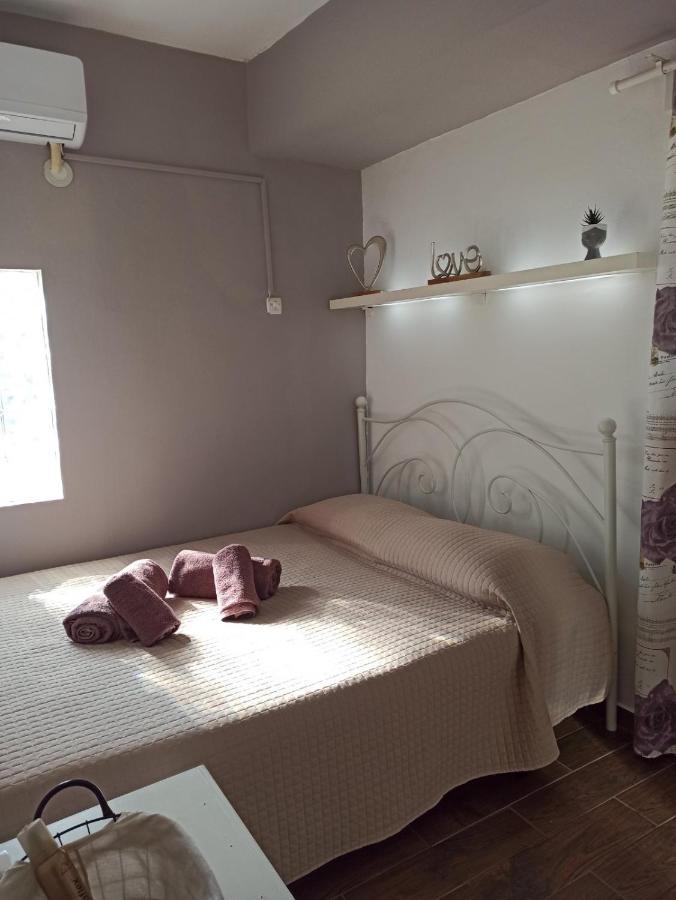 M&M Small House Rhodes City 외부 사진
