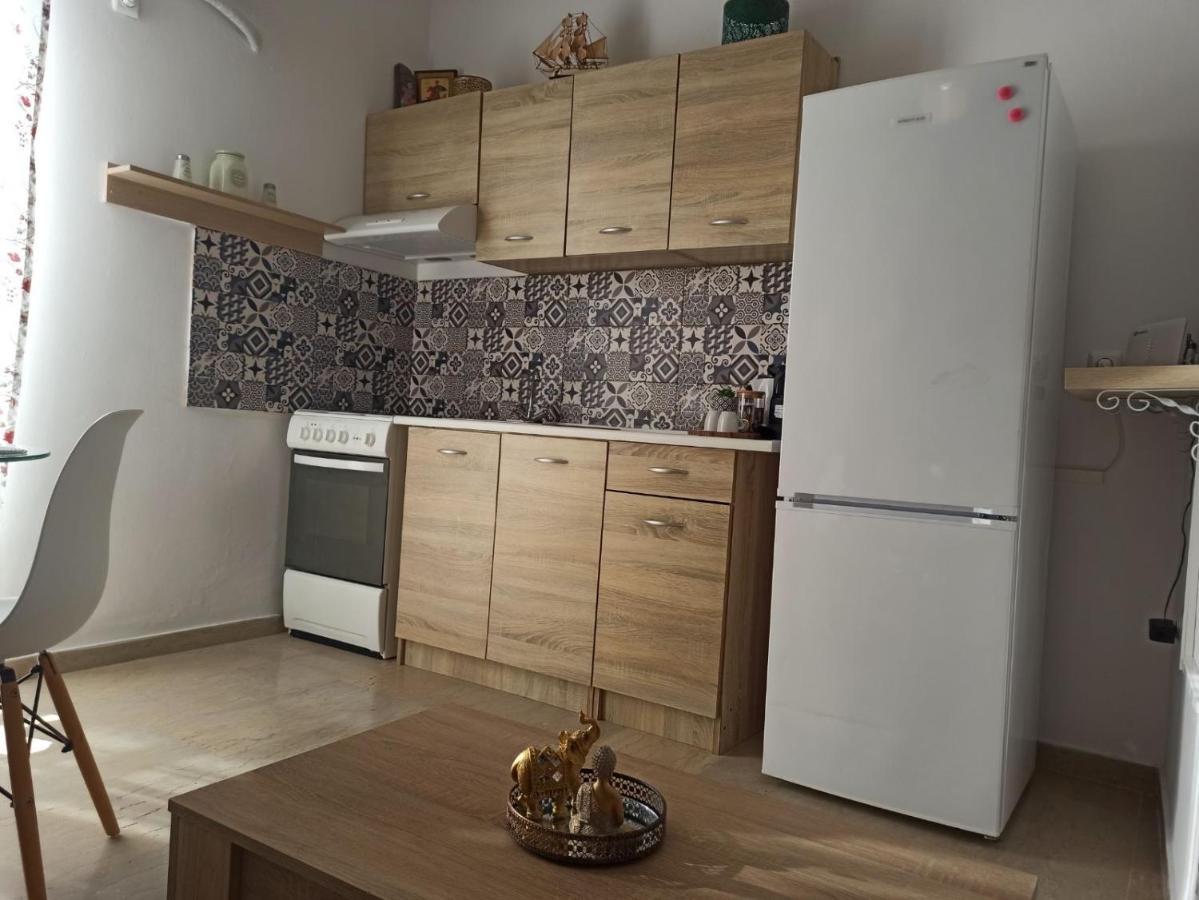 M&M Small House Rhodes City 외부 사진